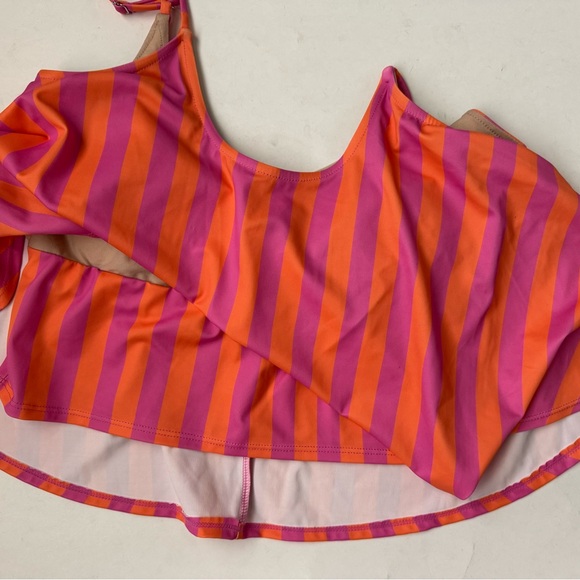 Kortni Jeane Swim Top - Picture 5 of 5